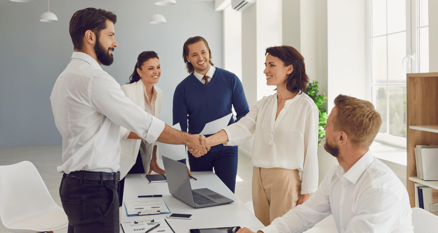 How to Welcome a New Employee to the Team